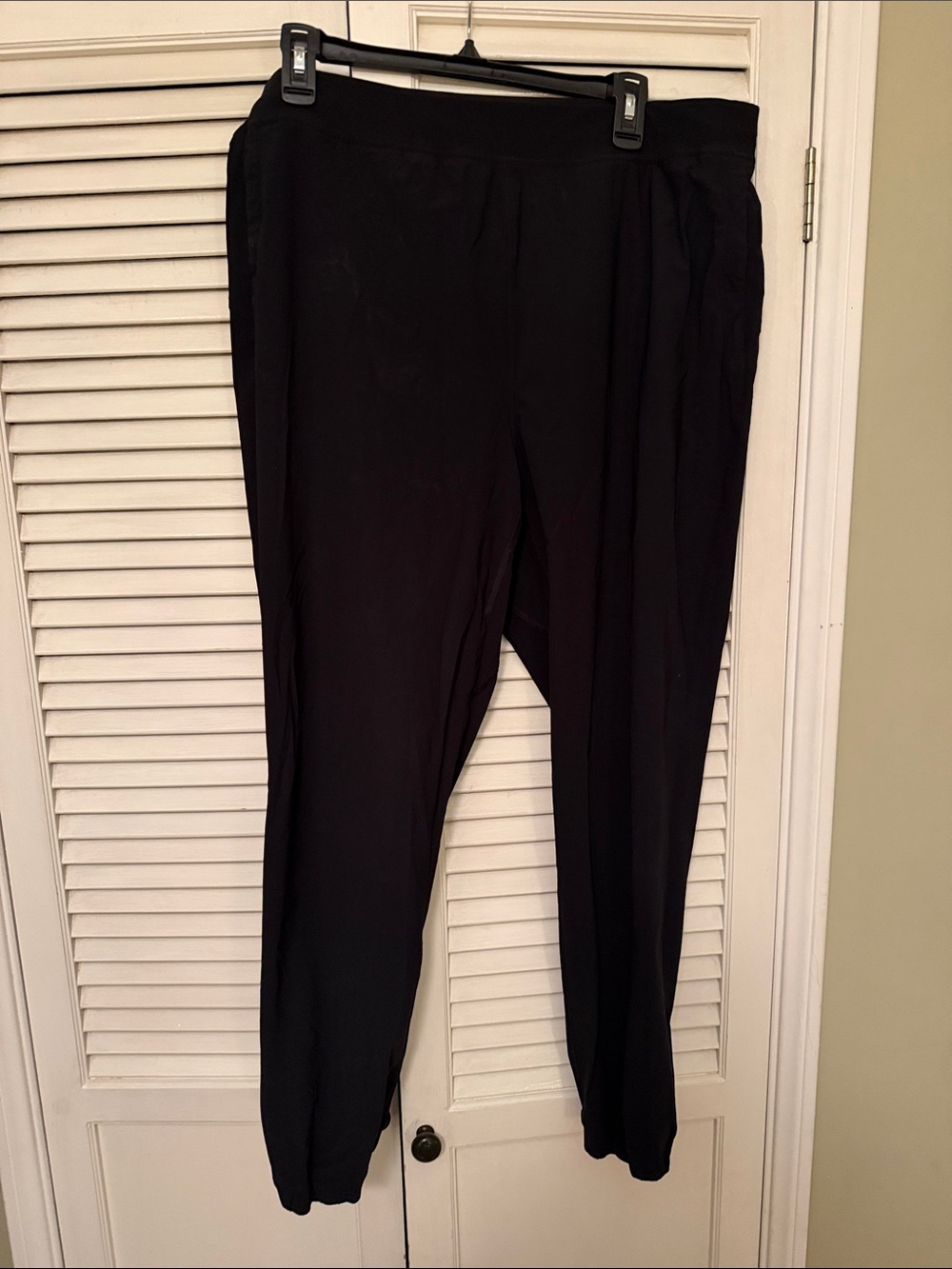 Lululemon Black Pull-On Jogger Pants